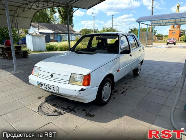 ЗАЗ Славута, объемом двигателя 1.3 л и пробегом 100 тыс. км за 1250 $, фото 1 на Automoto.ua