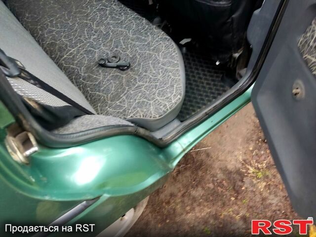 ЗАЗ Славута, объемом двигателя 1.3 л и пробегом 112 тыс. км за 1300 $, фото 2 на Automoto.ua