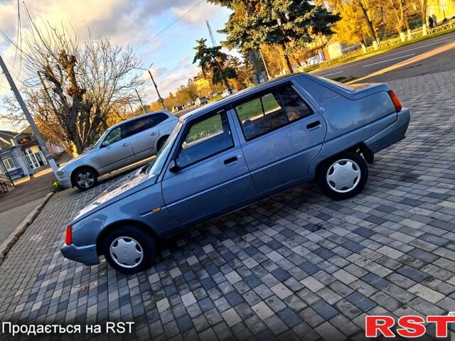 ЗАЗ Славута, объемом двигателя 1.3 л и пробегом 99 тыс. км за 1450 $, фото 4 на Automoto.ua