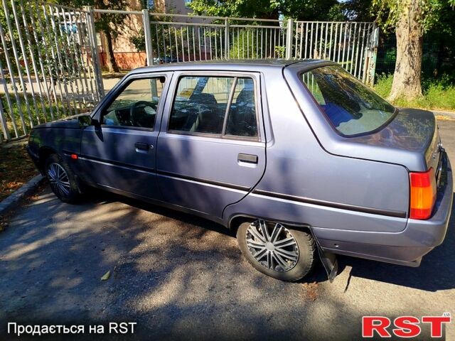 ЗАЗ Славута, объемом двигателя 1.3 л и пробегом 52 тыс. км за 2500 $, фото 3 на Automoto.ua