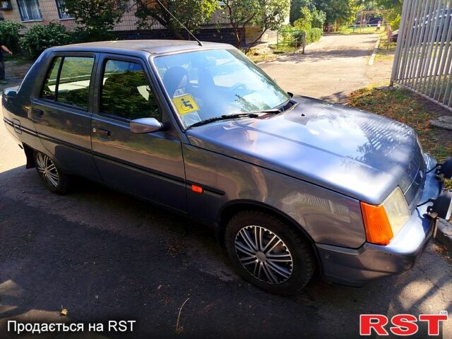 ЗАЗ Славута, объемом двигателя 1.3 л и пробегом 52 тыс. км за 2500 $, фото 1 на Automoto.ua