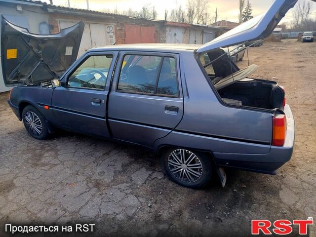 ЗАЗ Славута, объемом двигателя 1.3 л и пробегом 51 тыс. км за 2650 $, фото 1 на Automoto.ua