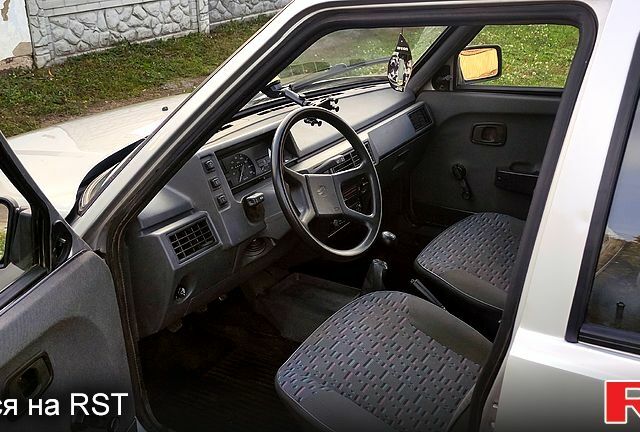 Серый ЗАЗ Славута, объемом двигателя 1.1 л и пробегом 60 тыс. км за 1200 $, фото 5 на Automoto.ua