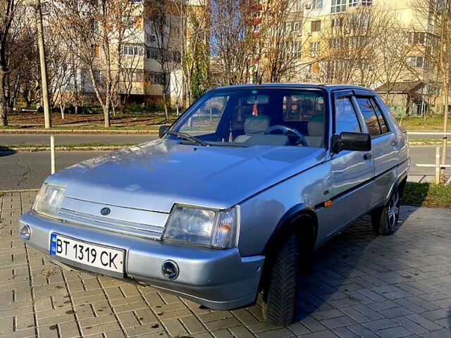 Серый ЗАЗ Славута, объемом двигателя 1.2 л и пробегом 131 тыс. км за 950 $, фото 1 на Automoto.ua