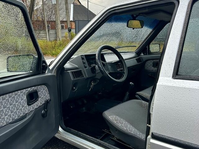 Серый ЗАЗ Славута, объемом двигателя 1.2 л и пробегом 68 тыс. км за 1400 $, фото 4 на Automoto.ua