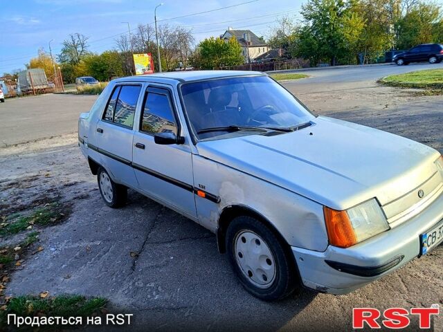 ЗАЗ Славута 2004 в Чернигове на Automoto.ua Серый ЗАЗ Славута, объемом двигателя 1.2 л и пробегом 109 тыс. км за 900 $, фото 7 на Automoto.ua