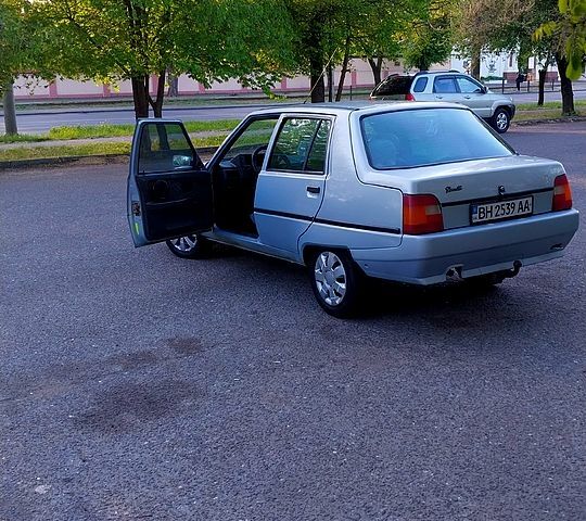 Серый ЗАЗ Славута, объемом двигателя 1.2 л и пробегом 174 тыс. км за 1499 $, фото 6 на Automoto.ua