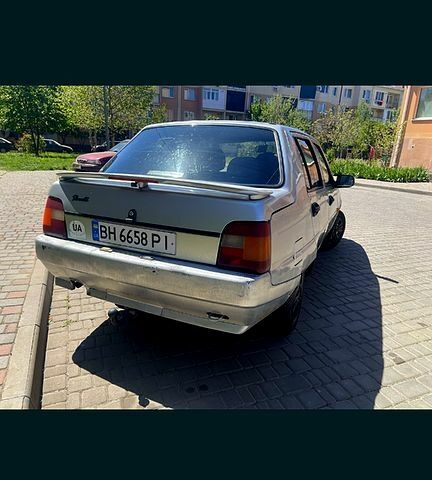 Серый ЗАЗ Славута, объемом двигателя 1.3 л и пробегом 0 тыс. км за 1150 $, фото 3 на Automoto.ua