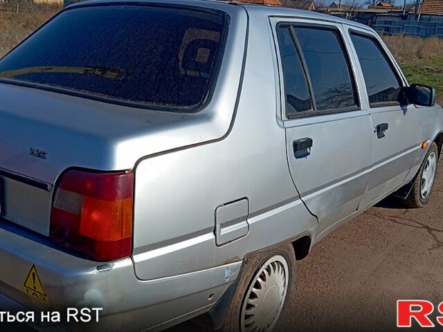 Сірий ЗАЗ Славута, об'ємом двигуна 1.2 л та пробігом 212 тис. км за 750 $, фото 9 на Automoto.ua