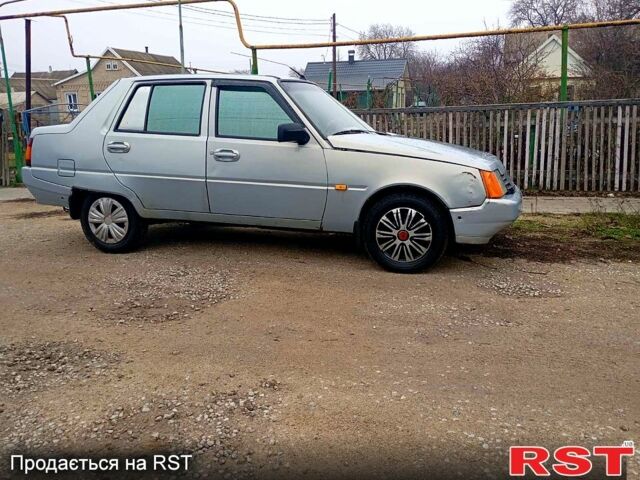 Серый ЗАЗ Славута, объемом двигателя 1.2 л и пробегом 135 тыс. км за 950 $, фото 1 на Automoto.ua
