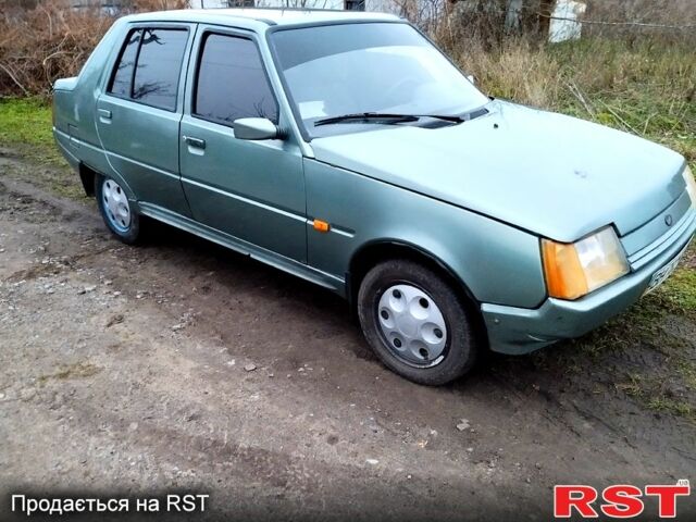 Серый ЗАЗ Славута, объемом двигателя 12 л и пробегом 0 тыс. км за 1000 $, фото 2 на Automoto.ua