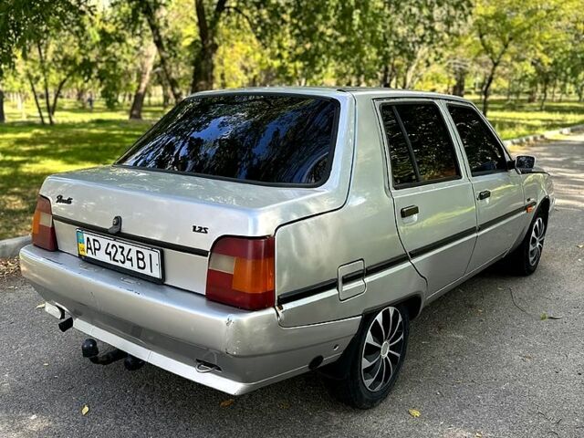 Серый ЗАЗ Славута, объемом двигателя 1.2 л и пробегом 136 тыс. км за 1299 $, фото 3 на Automoto.ua