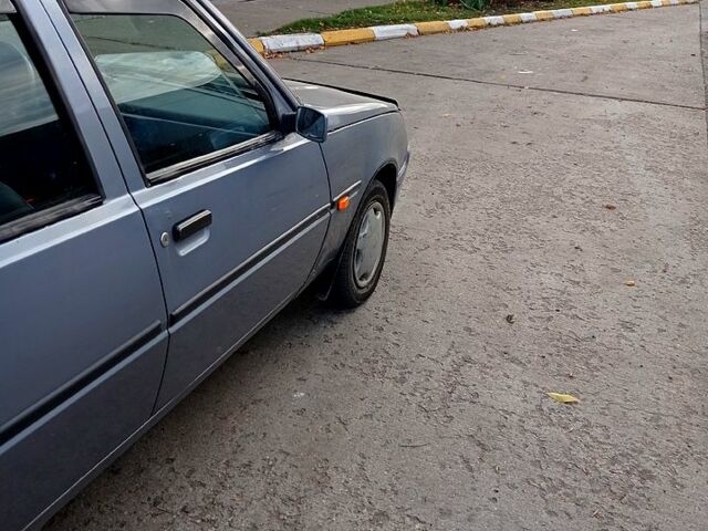 Сірий ЗАЗ Славута, об'ємом двигуна 1.2 л та пробігом 150 тис. км за 1500 $, фото 4 на Automoto.ua