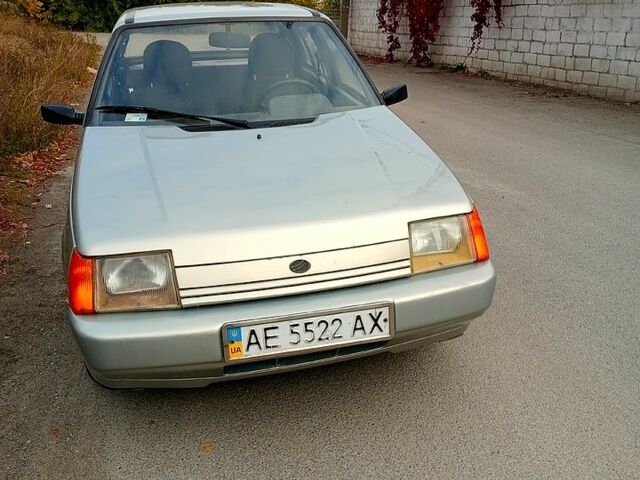 ЗАЗ Славута 2007 в Днепре (Днепропетровске) на Automoto.ua Серый ЗАЗ Славута, объемом двигателя 1.3 л и пробегом 84 тыс. км за 1350 $, фото 1 на Automoto.ua