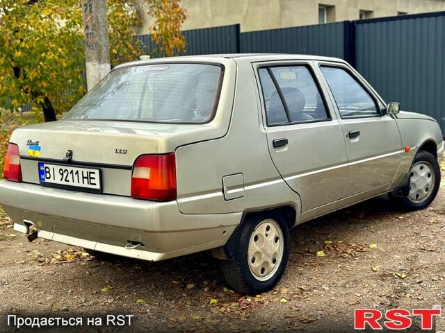 Серый ЗАЗ Славута, объемом двигателя 1.2 л и пробегом 90 тыс. км за 1399 $, фото 3 на Automoto.ua