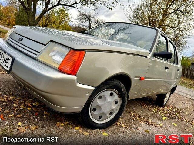 Серый ЗАЗ Славута, объемом двигателя 1.2 л и пробегом 90 тыс. км за 1399 $, фото 8 на Automoto.ua