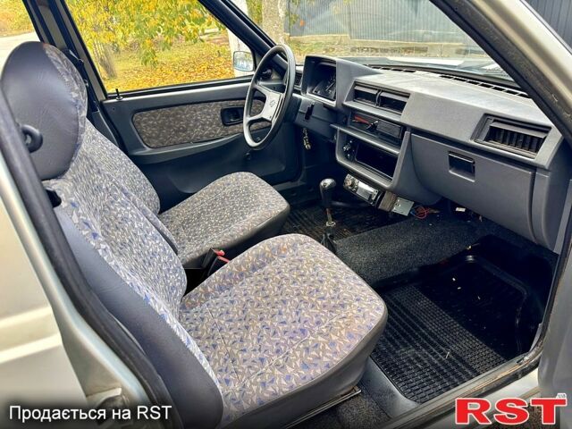 Серый ЗАЗ Славута, объемом двигателя 1.2 л и пробегом 90 тыс. км за 1399 $, фото 11 на Automoto.ua