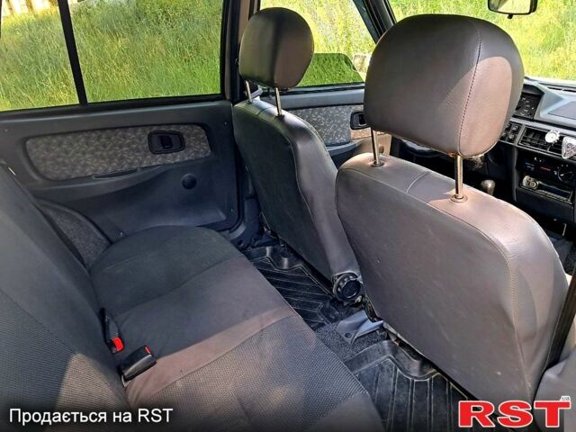 Серый ЗАЗ Славута, объемом двигателя 1.2 л и пробегом 122 тыс. км за 1350 $, фото 3 на Automoto.ua