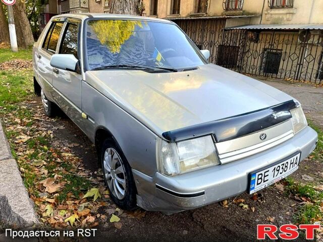 Серый ЗАЗ Славута, объемом двигателя 1.2 л и пробегом 150 тыс. км за 950 $, фото 2 на Automoto.ua