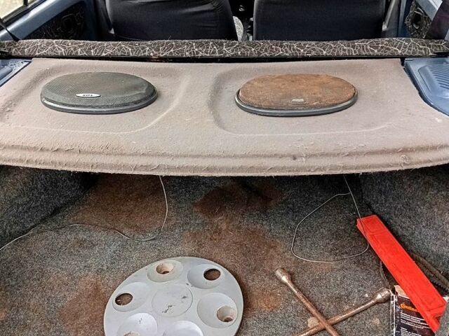 Серый ЗАЗ Славута, объемом двигателя 1.3 л и пробегом 113 тыс. км за 1150 $, фото 4 на Automoto.ua