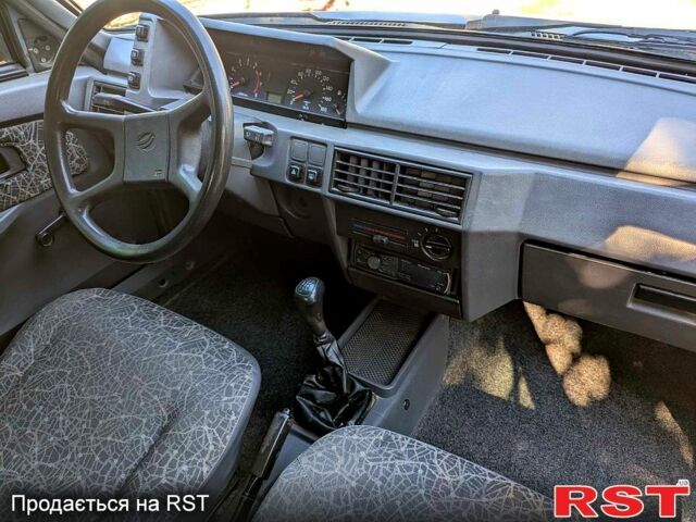 Сірий ЗАЗ Славута, об'ємом двигуна 1.3 л та пробігом 85 тис. км за 1650 $, фото 2 на Automoto.ua