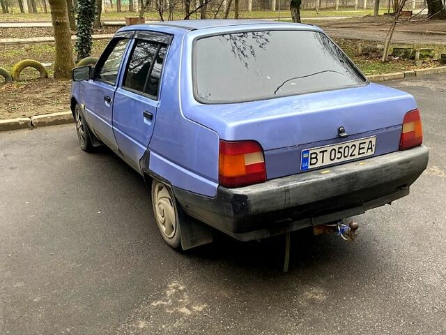 Синий ЗАЗ Славута, объемом двигателя 1.2 л и пробегом 210 тыс. км за 650 $, фото 1 на Automoto.ua