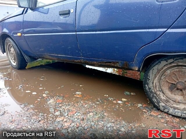 Синий ЗАЗ Славута, объемом двигателя 1.2 л и пробегом 140 тыс. км за 600 $, фото 2 на Automoto.ua
