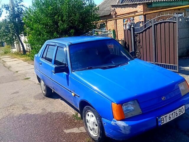 Синий ЗАЗ Славута, объемом двигателя 1.2 л и пробегом 82 тыс. км за 600 $, фото 4 на Automoto.ua