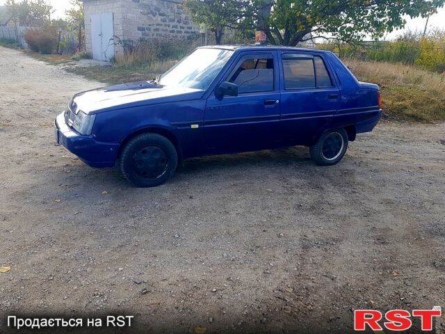 Синий ЗАЗ Славута, объемом двигателя 1.2 л и пробегом 200 тыс. км за 600 $, фото 2 на Automoto.ua