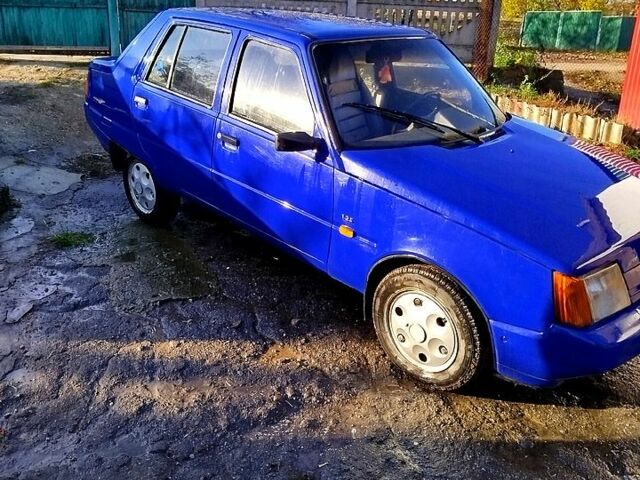Синій ЗАЗ Славута, об'ємом двигуна 1.2 л та пробігом 37 тис. км за 1250 $, фото 9 на Automoto.ua