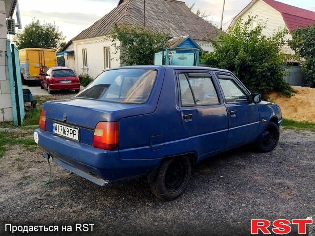 Синій ЗАЗ Славута, об'ємом двигуна 1.2 л та пробігом 145 тис. км за 1100 $, фото 2 на Automoto.ua