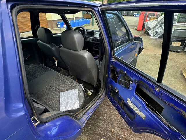 Синій ЗАЗ Славута, об'ємом двигуна 1.2 л та пробігом 128 тис. км за 600 $, фото 8 на Automoto.ua