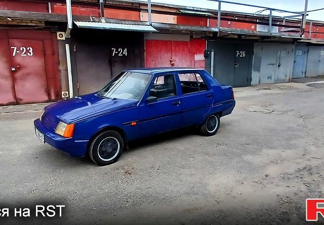 Синий ЗАЗ Славута, объемом двигателя 1.2 л и пробегом 31 тыс. км за 750 $, фото 2 на Automoto.ua