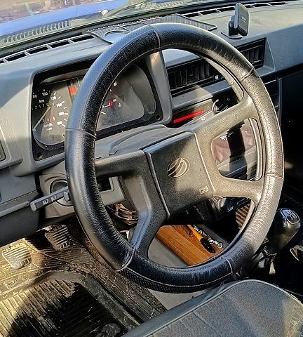 Синий ЗАЗ Славута, объемом двигателя 1.2 л и пробегом 172 тыс. км за 750 $, фото 6 на Automoto.ua