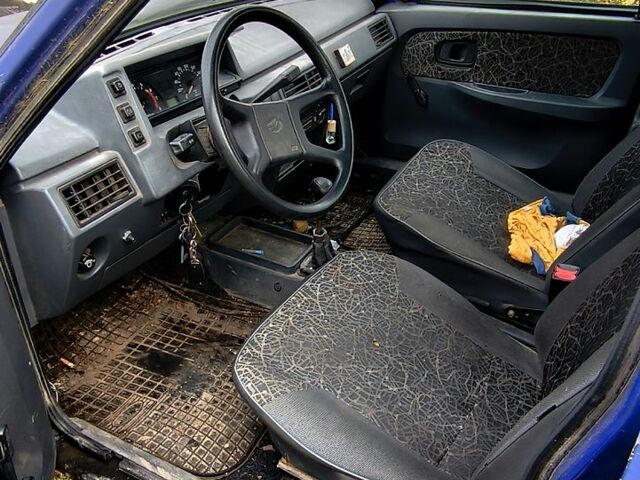 Синій ЗАЗ Славута, об'ємом двигуна 1.2 л та пробігом 105 тис. км за 450 $, фото 5 на Automoto.ua