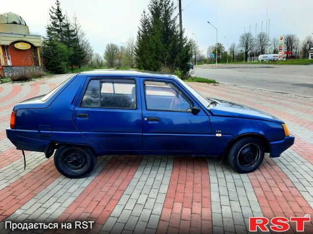 Синій ЗАЗ Славута, об'ємом двигуна 11 л та пробігом 150 тис. км за 850 $, фото 4 на Automoto.ua