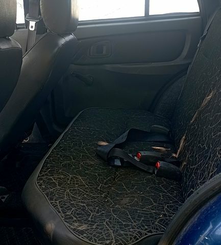 ЗАЗ Славута 2004 в Николаеве на Automoto.ua Синий ЗАЗ Славута, объемом двигателя 1.3 л и пробегом 150 тыс. км за 800 $, фото 4 на Automoto.ua