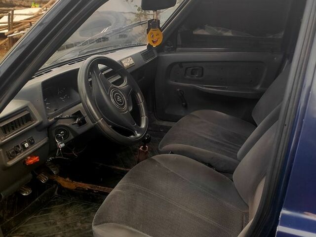 Синий ЗАЗ Славута, объемом двигателя 1.2 л и пробегом 180 тыс. км за 750 $, фото 5 на Automoto.ua