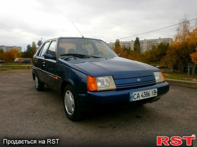 ЗАЗ Славута 2004 в Черкассах на Automoto.ua Синий ЗАЗ Славута, объемом двигателя 1.3 л и пробегом 43 тыс. км за 1700 $, фото 2 на Automoto.ua