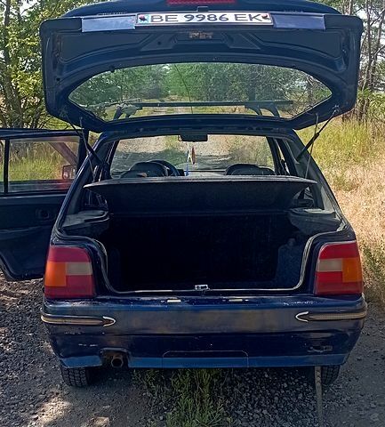 ЗАЗ Славута 2004 в Николаеве на Automoto.ua Синий ЗАЗ Славута, объемом двигателя 1.3 л и пробегом 150 тыс. км за 800 $, фото 1 на Automoto.ua