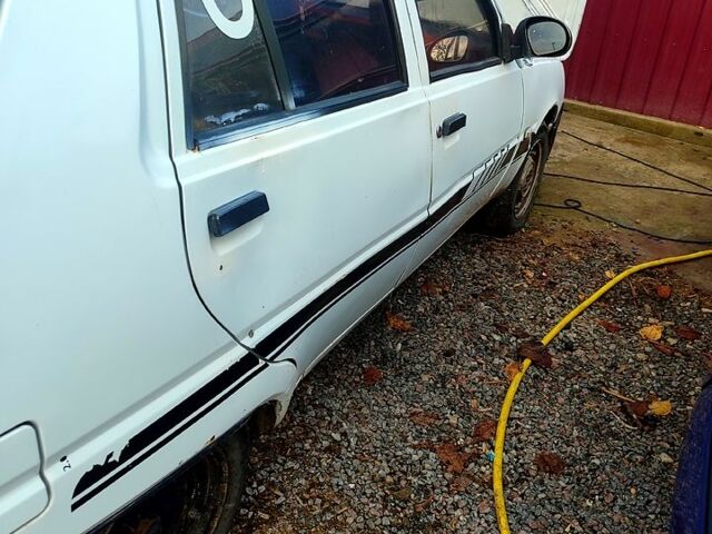 Синій ЗАЗ Славута, об'ємом двигуна 1.3 л та пробігом 94 тис. км за 550 $, фото 3 на Automoto.ua