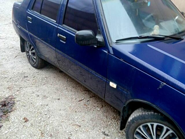 Синій ЗАЗ Славута, об'ємом двигуна 1.2 л та пробігом 221 тис. км за 1000 $, фото 2 на Automoto.ua