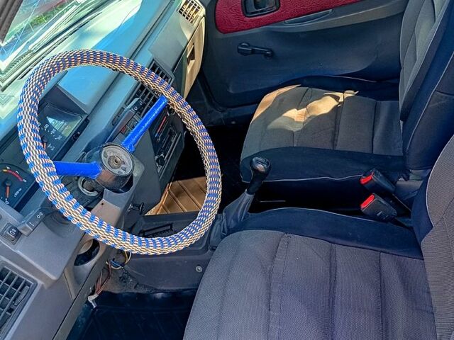 Синий ЗАЗ Славута, объемом двигателя 1.2 л и пробегом 157 тыс. км за 850 $, фото 5 на Automoto.ua