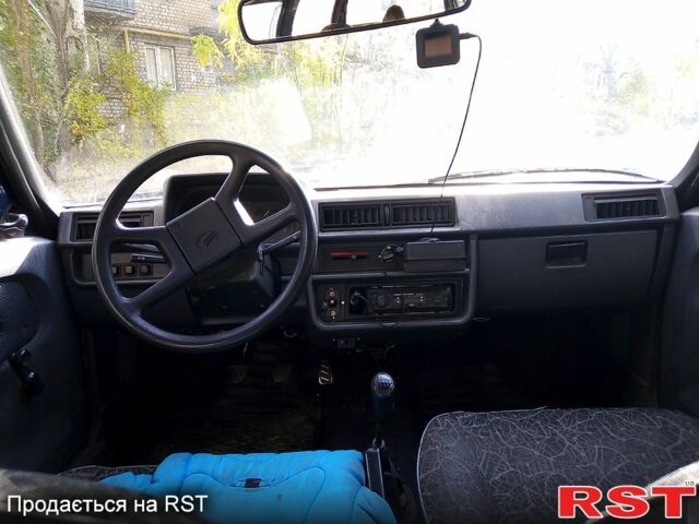 Синий ЗАЗ Славута, объемом двигателя 1.2 л и пробегом 200 тыс. км за 1000 $, фото 4 на Automoto.ua