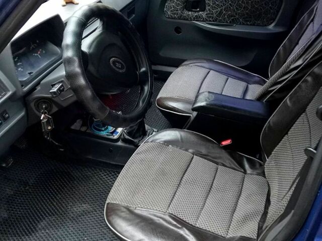 Синій ЗАЗ Славута, об'ємом двигуна 1.2 л та пробігом 221 тис. км за 1000 $, фото 4 на Automoto.ua