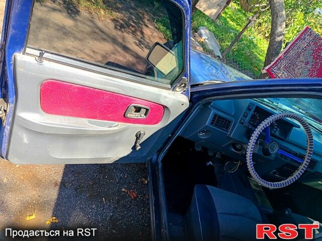 Синий ЗАЗ Славута, объемом двигателя 1.2 л и пробегом 157 тыс. км за 850 $, фото 4 на Automoto.ua