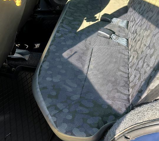 Синий ЗАЗ Славута, объемом двигателя 1.2 л и пробегом 180 тыс. км за 1200 $, фото 6 на Automoto.ua