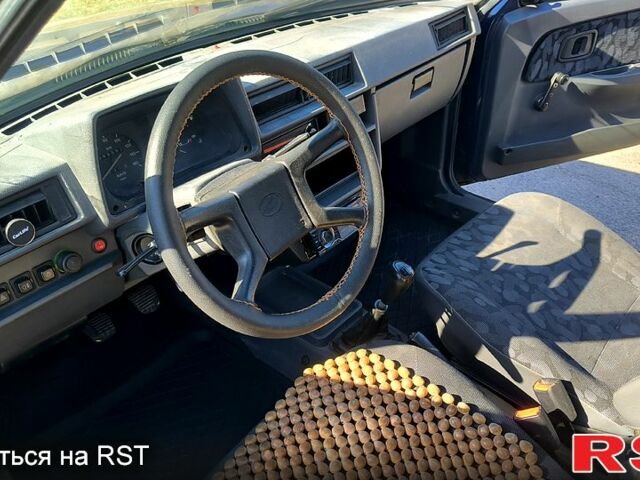 Синий ЗАЗ Славута, объемом двигателя 1.2 л и пробегом 180 тыс. км за 1200 $, фото 3 на Automoto.ua