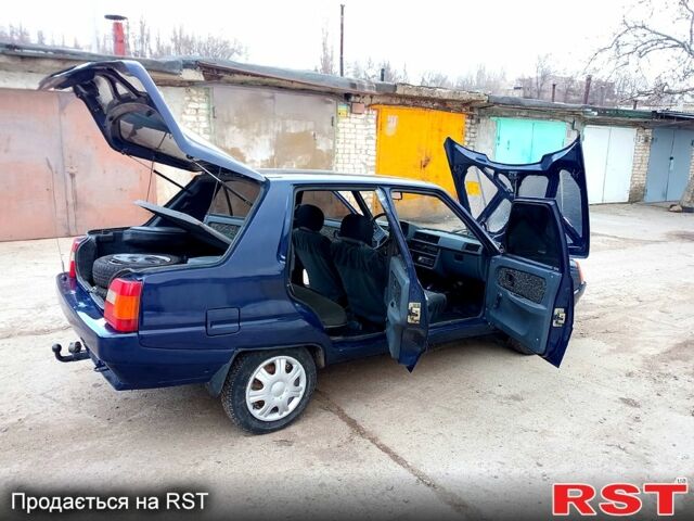 Синий ЗАЗ Славута, объемом двигателя 1.2 л и пробегом 98 тыс. км за 1850 $, фото 5 на Automoto.ua