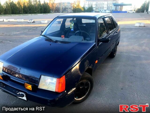 Синий ЗАЗ Славута, объемом двигателя 1.2 л и пробегом 160 тыс. км за 800 $, фото 7 на Automoto.ua